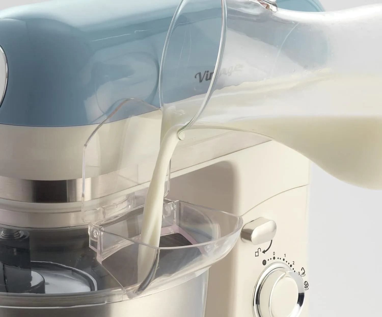 ARIETE - 00C158805AR0 VINTAGE MIXER 1588 KM ARIETE STAND MIXER CREAM/LIGHT BLUE
