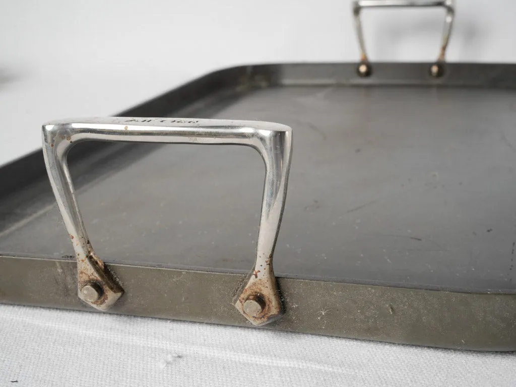 Cast iron grill pan w/ handles 13" x 20½"
