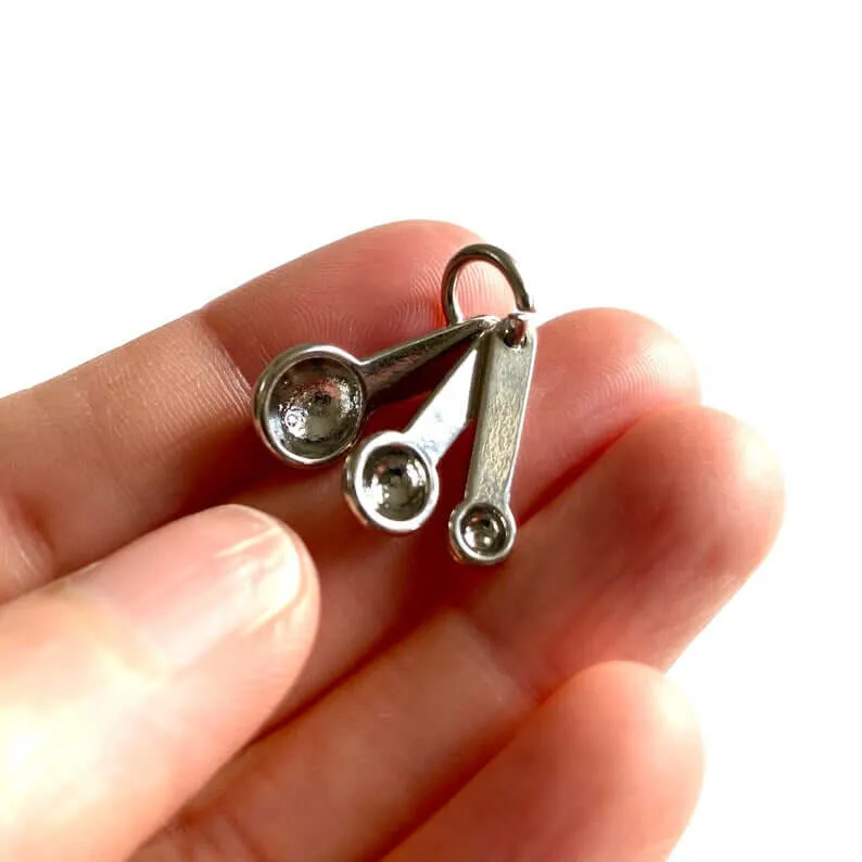 Dollhouse kitchen Tiny Measuring spoons 1/12 scale Utensil
