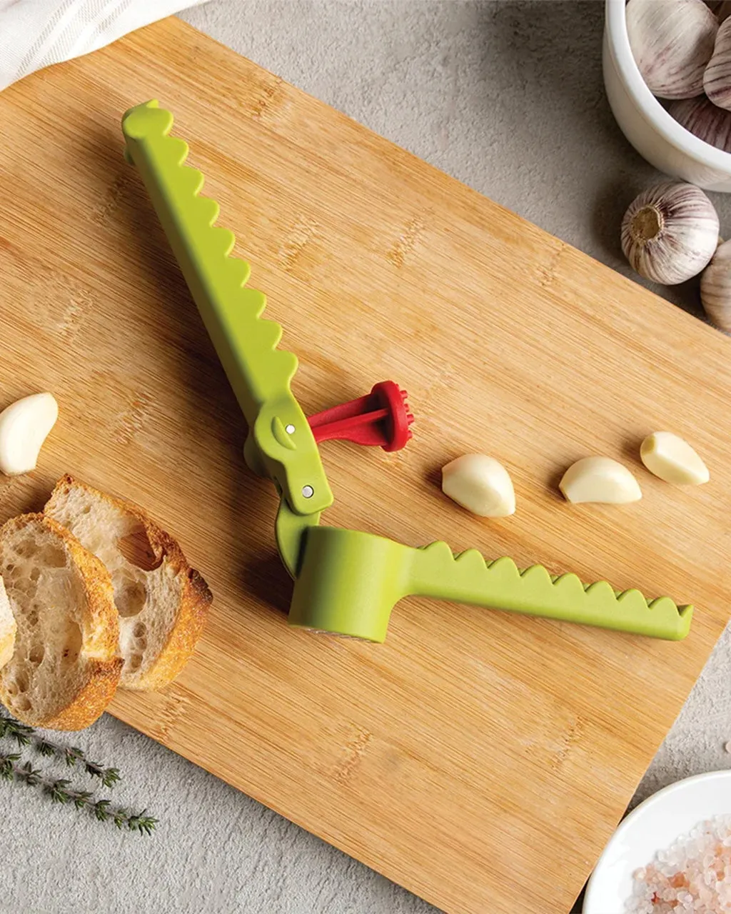 Garligator Garlic Press
